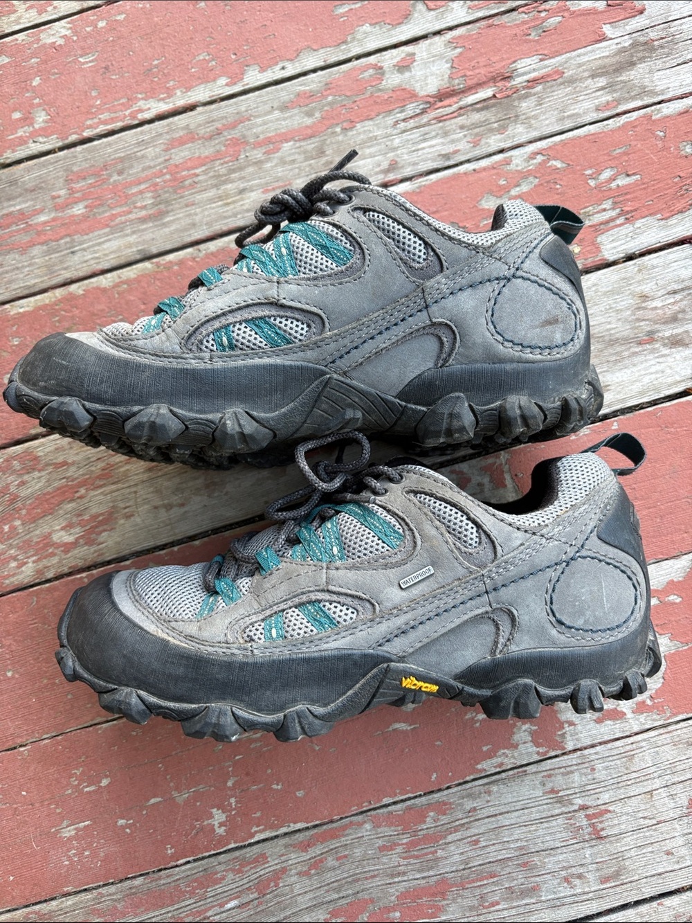 Patagonia Women's Forge Tidal Vibram Soles Gray Hiking Shoes - Picture 9 of 11